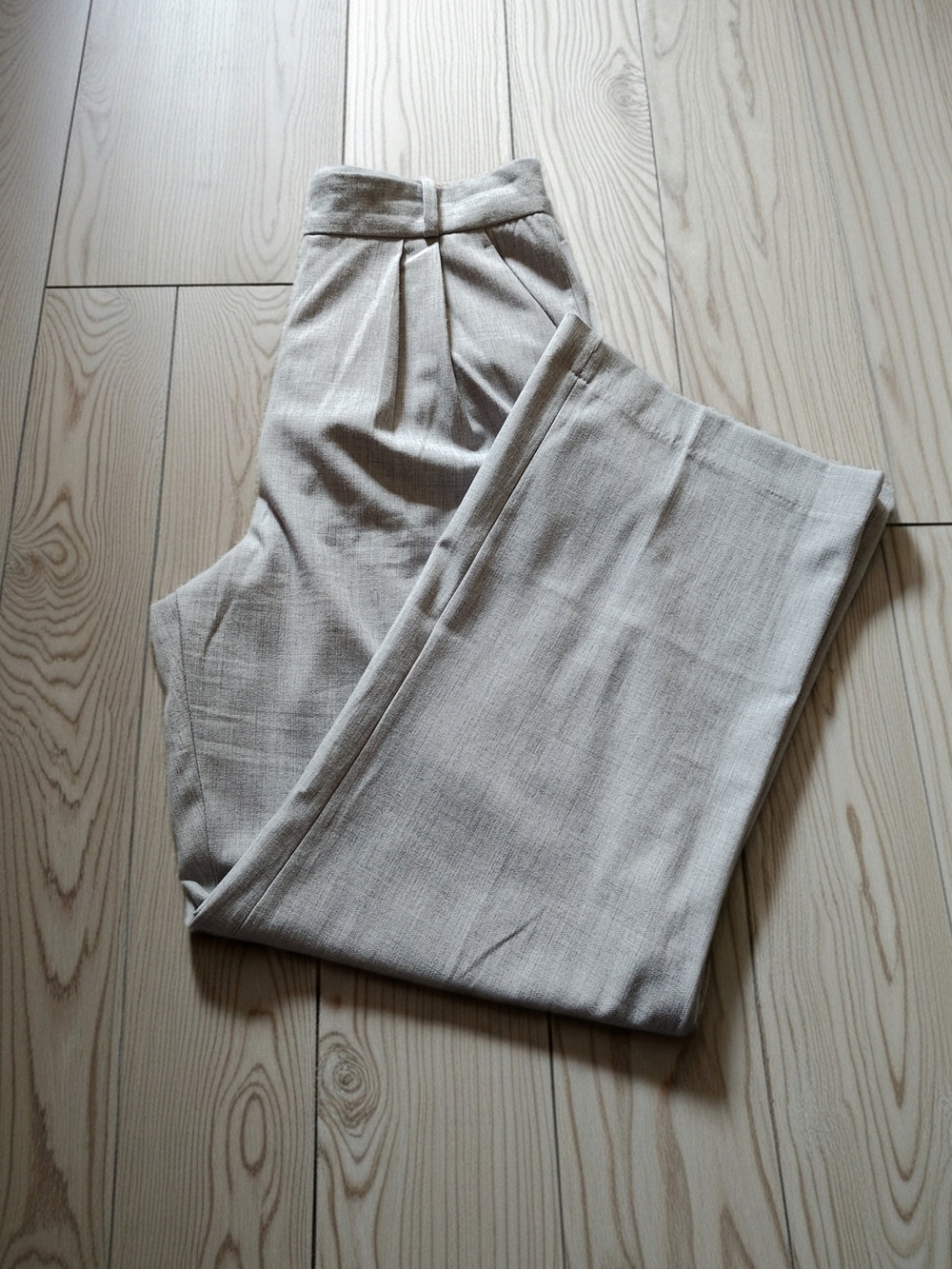 Abercrombie & Fitch Light Gray Wide Leg Pants